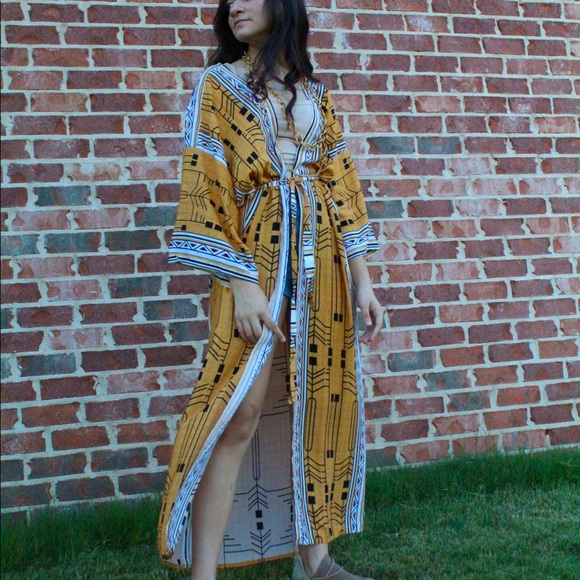 Bohemian Elegant self belted Kimono/Dress tunic - Picture 4 of 16